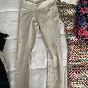 Outdoor Voices tan leggings. Size XS. Super cute!